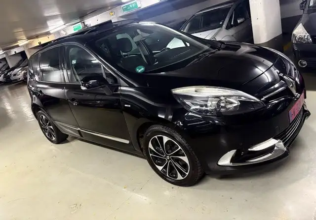 2015 Renault Scenic in Black for sale