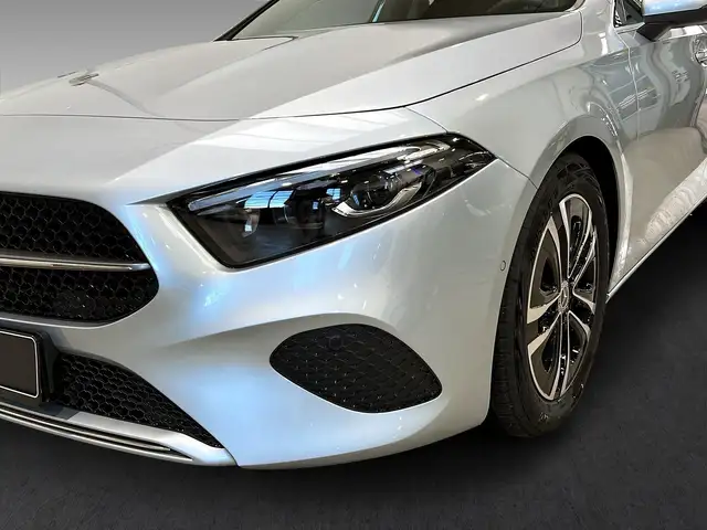 Mercedes-Benz A-Class view 15