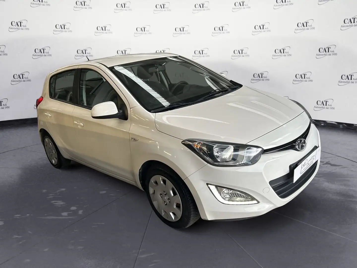 Hyundai i20 i20 1.2 5 porte Classic Bianco - 2