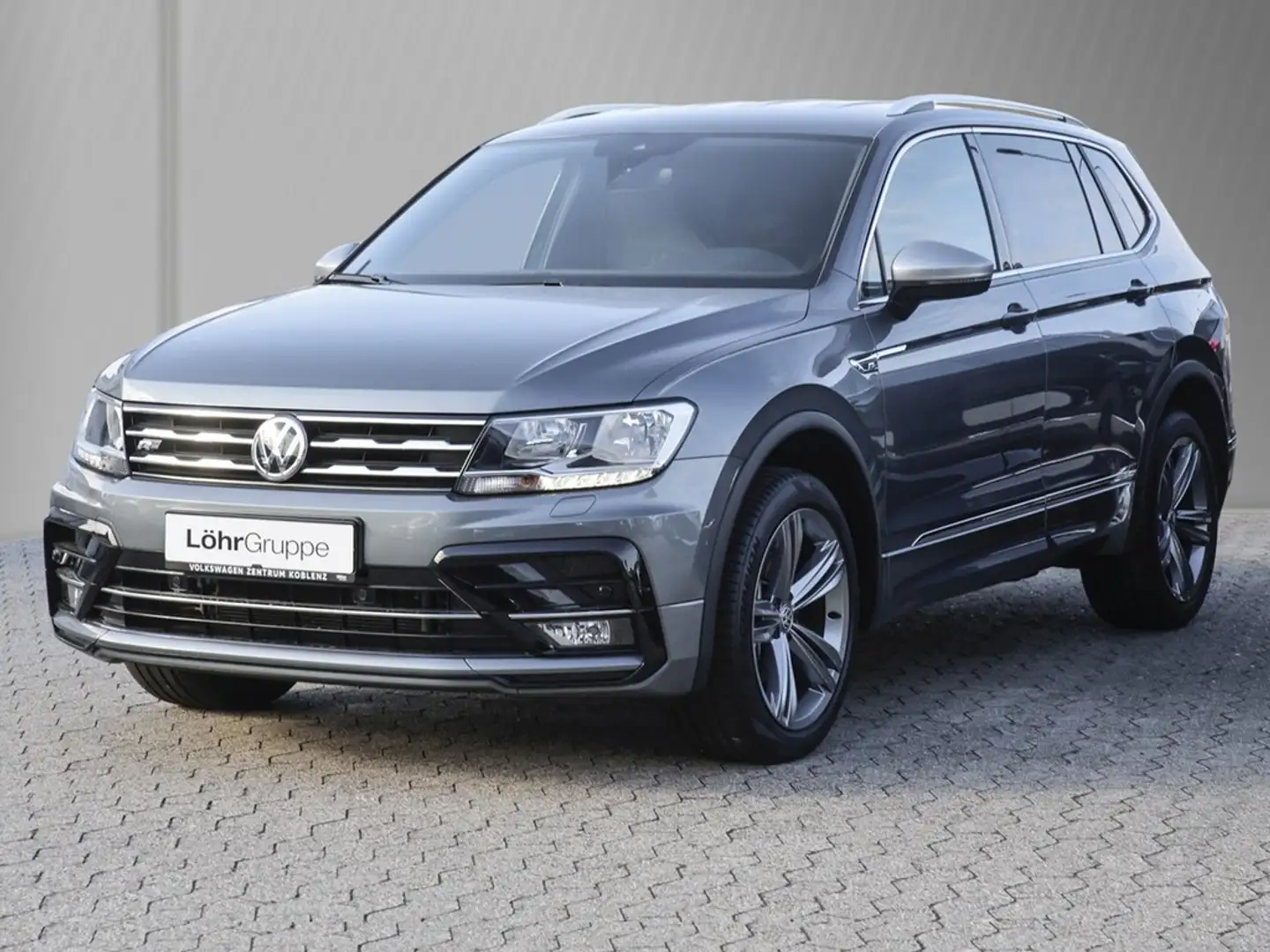 Volkswagen Tiguan Allspace 1.5 TSI Comfortline AHK/R-Line Grau - 2