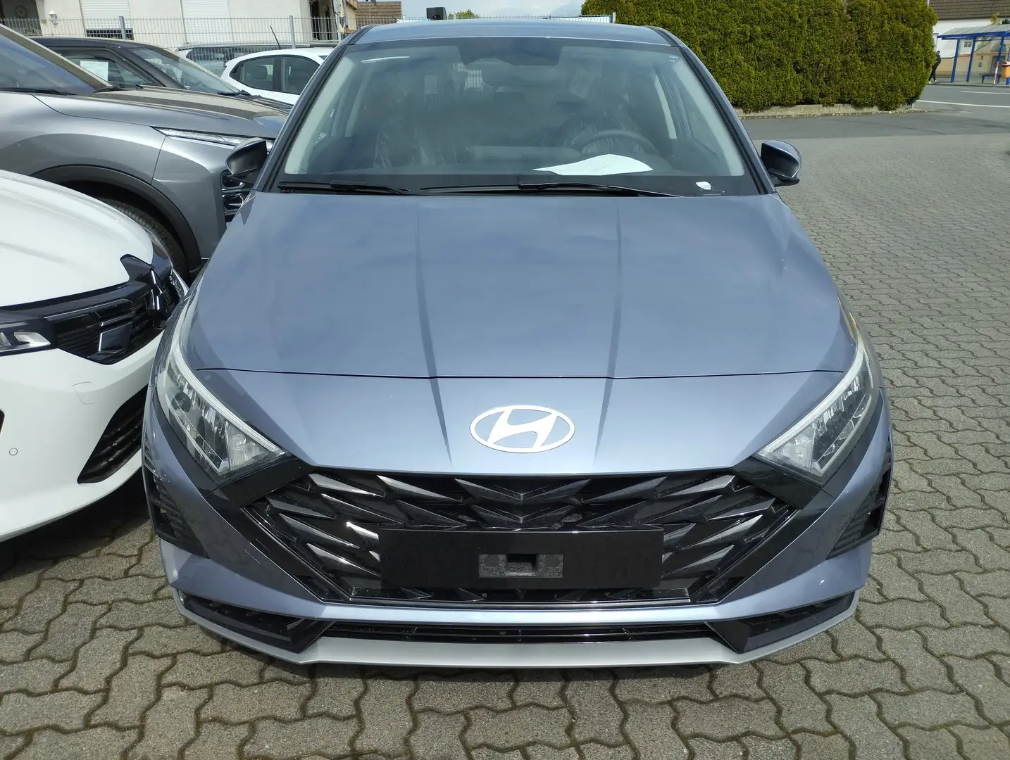 Hyundai i20 Emotion 1,2 MPI "Aktions-Preis" NEU Bleu - 1