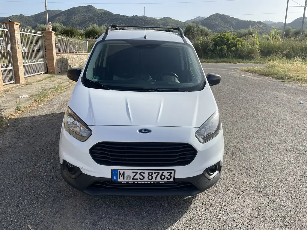 Ford Transit Courier 2021 из Европы — купить под ключ