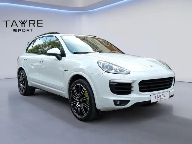Porsche Cayenne S E-Hybrid