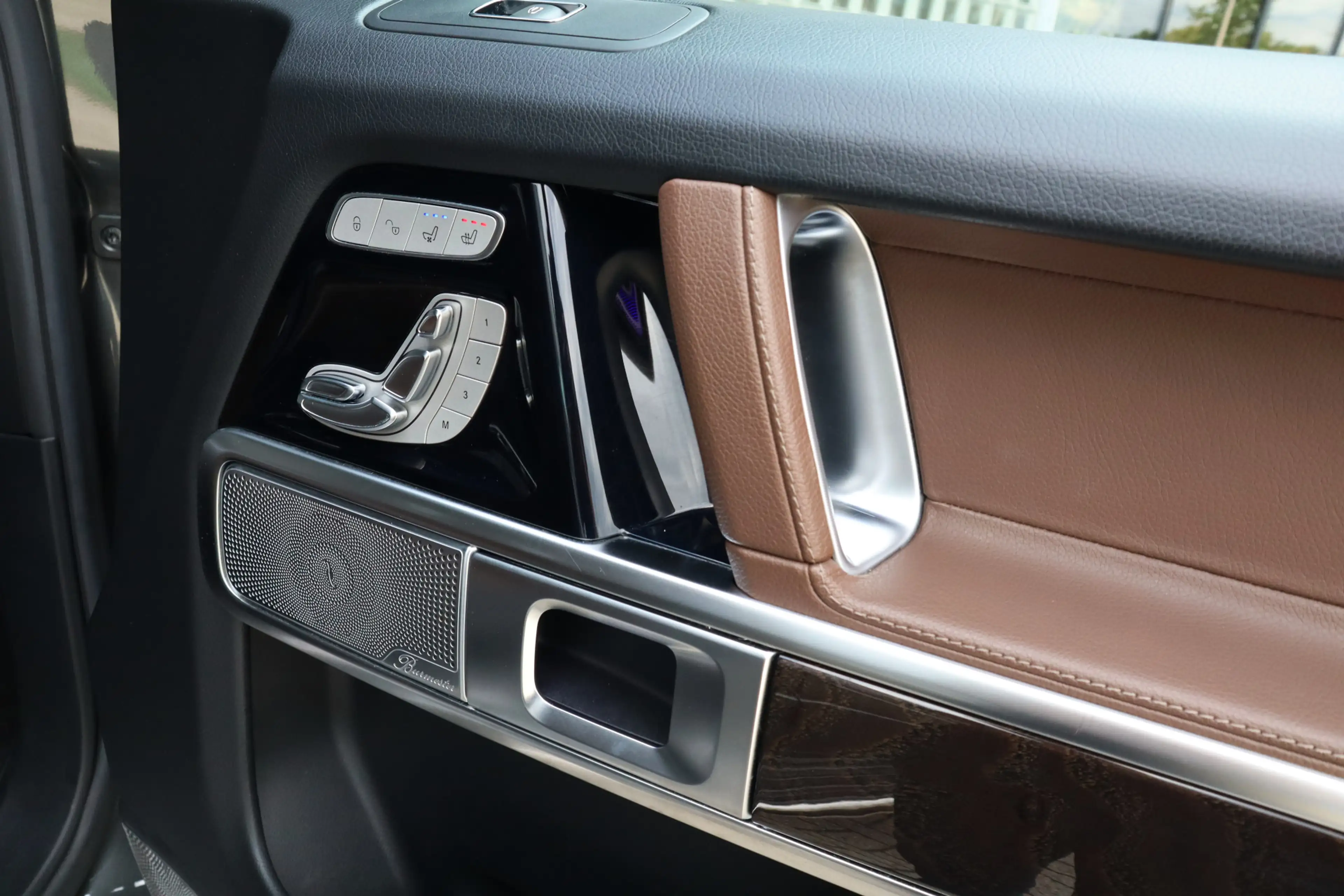 Mercedes-Benz G 500 | AMG-Line, Massage, Rij-assistentie pakket, Burme — photo 13