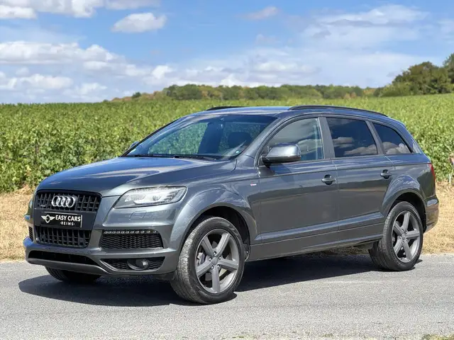 Audi Q7 Quattro 3.0 V6 TDI DPF - BVA Tiptronic - 7pl  S-Line PHASE 2