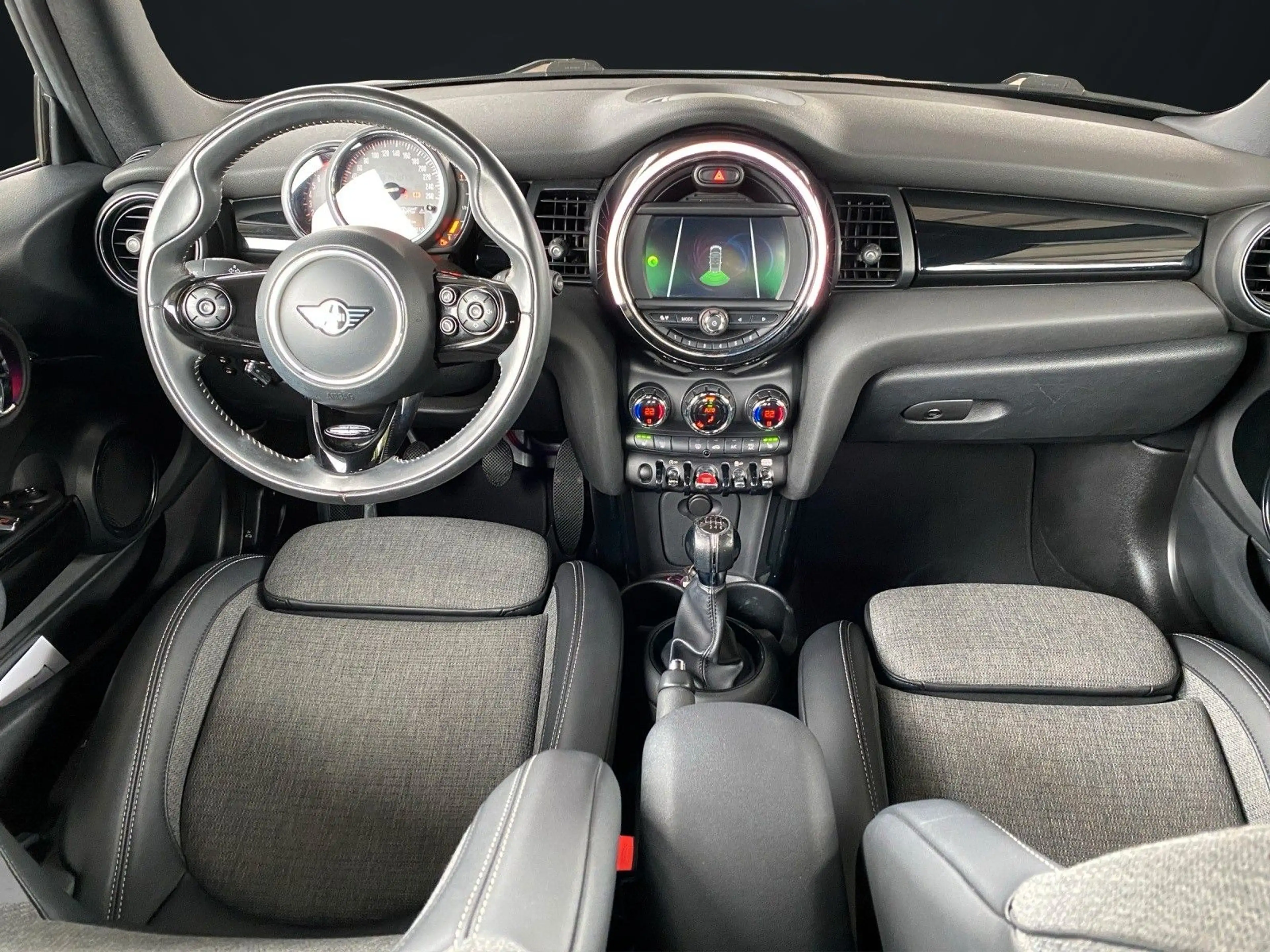 MINI One Cabrio 1,5 CHILI  TEILLEDER-LED-PDC-SITZHEIZ — photo 9