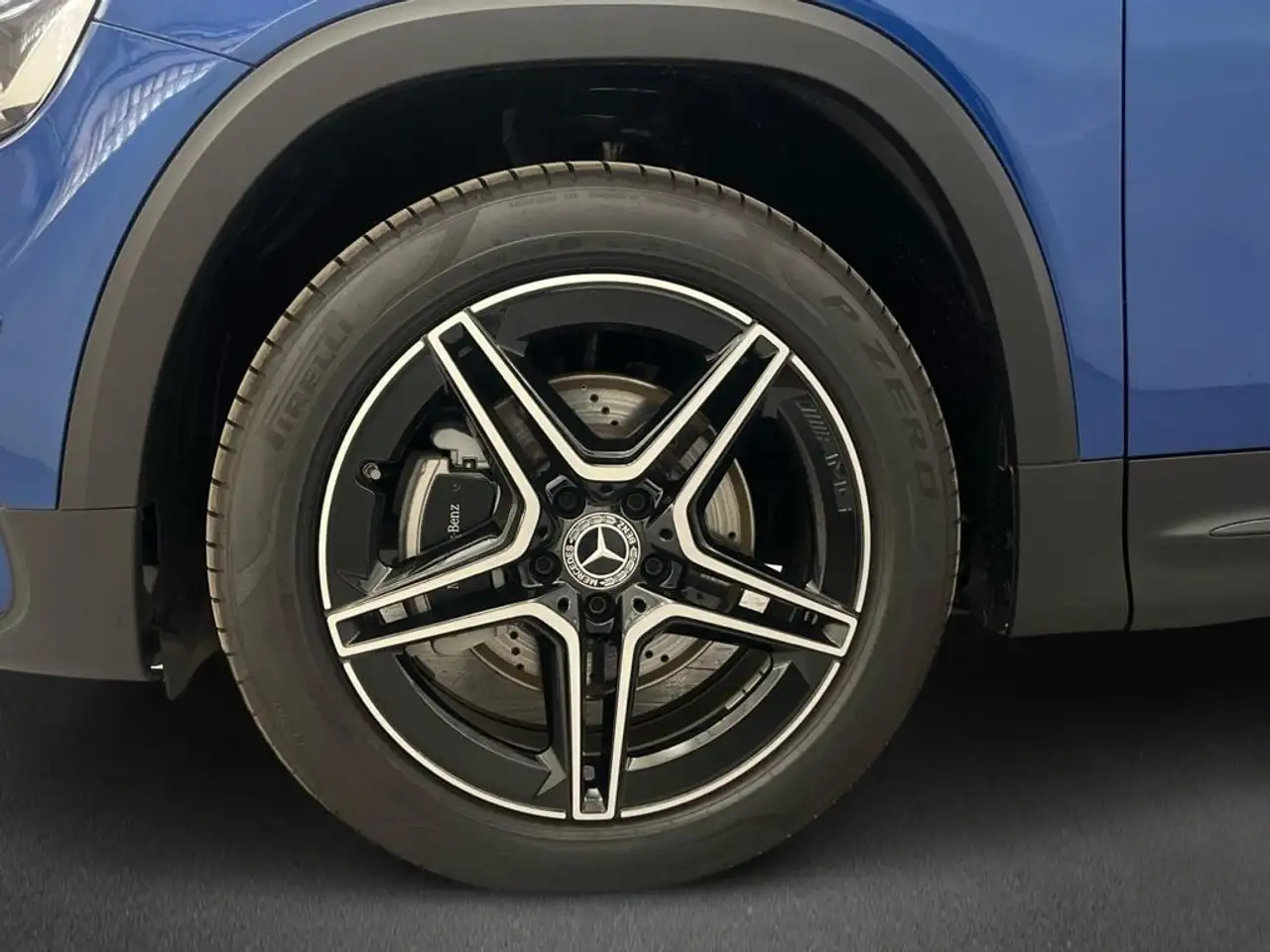 Mercedes-Benz GLB 2026
