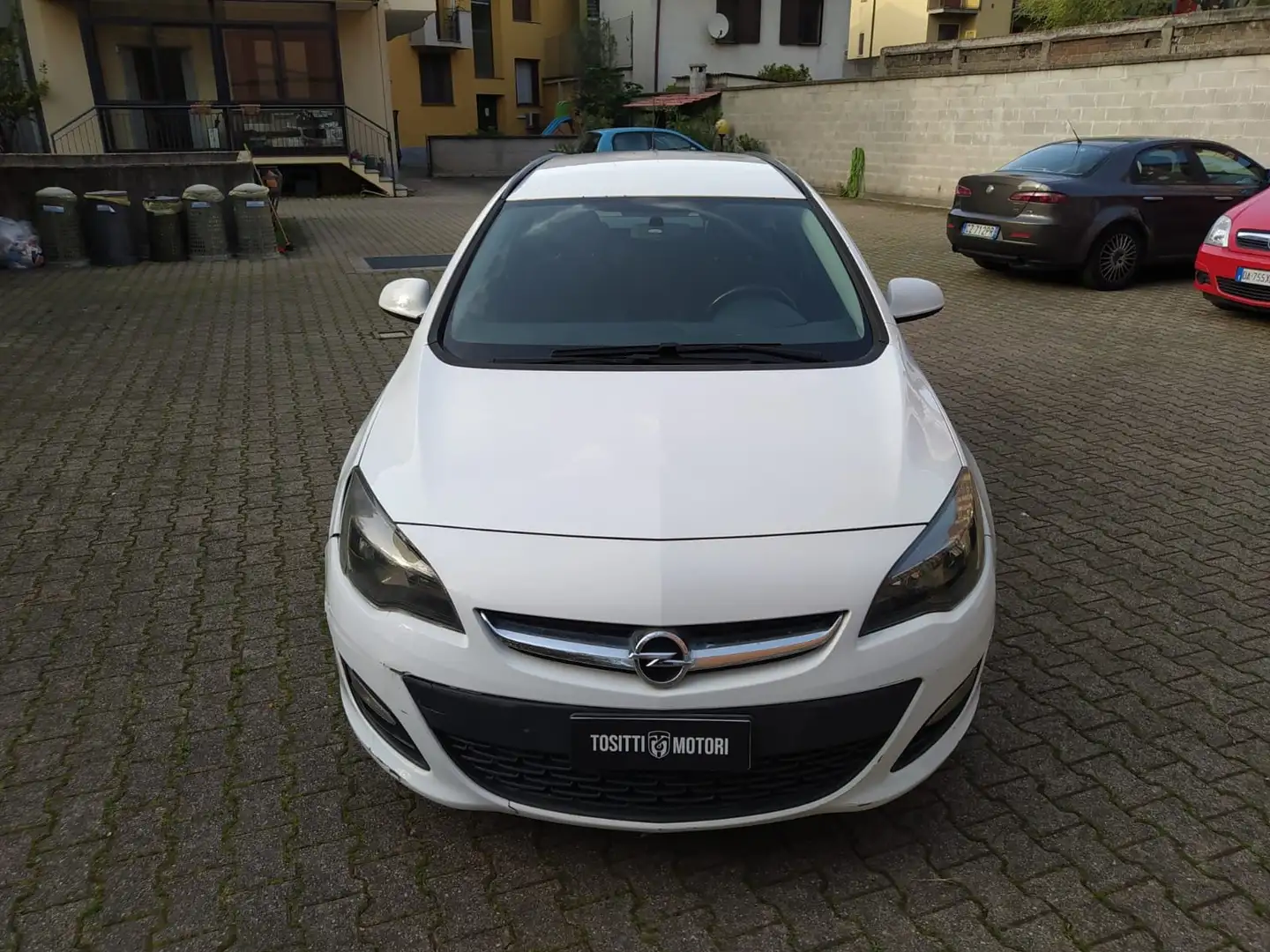 Opel Astra Astra 5p 1.7 Beyaz - 2