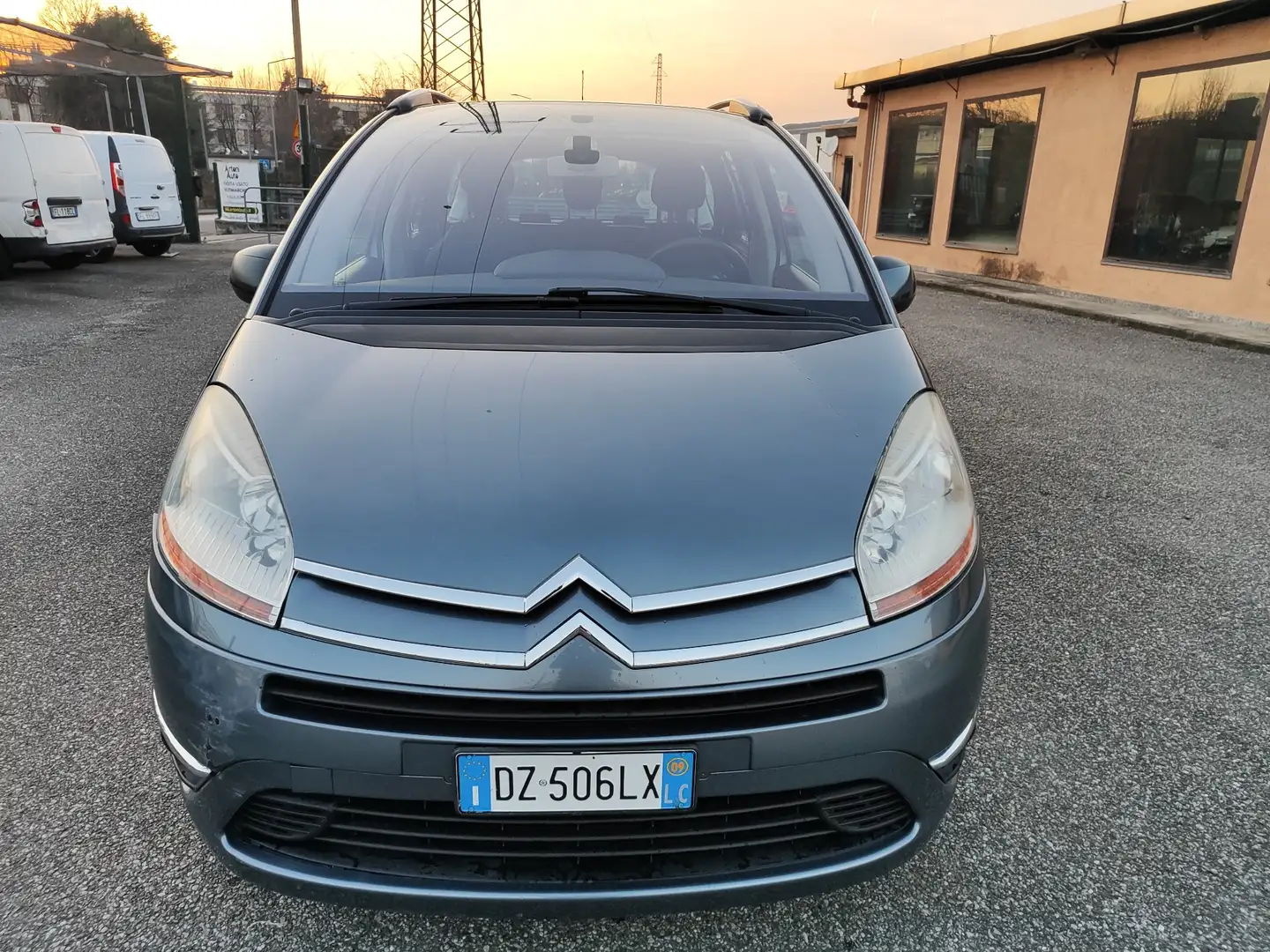 Citroen C4 Grand Picasso 1.6 vti Style 120cv 7 posti Gris - 1