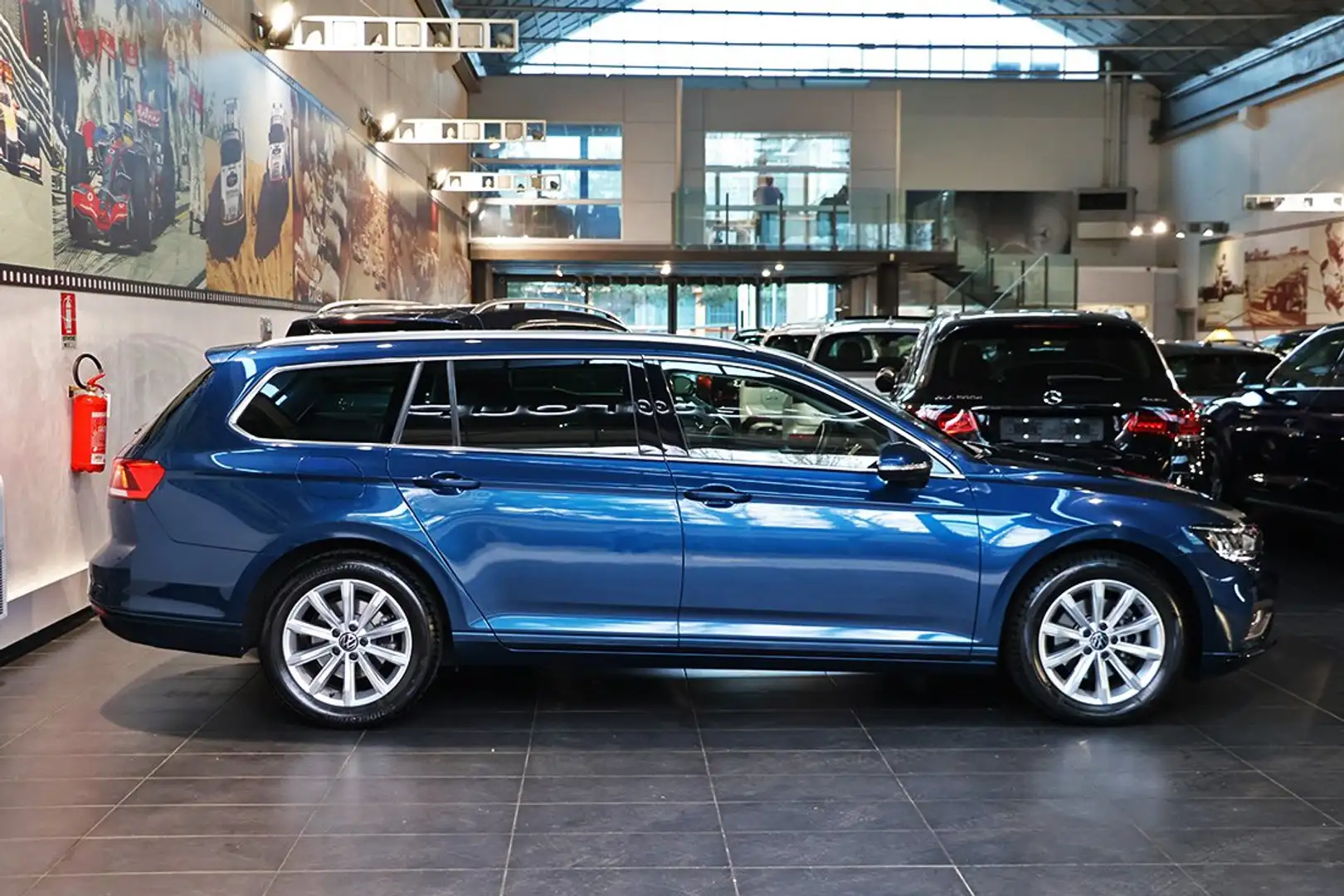 Volkswagen Passat 1.5 TSI ACT DSG Variant Business - TELECAMERA/ADAS Blu/Azzurro - 2