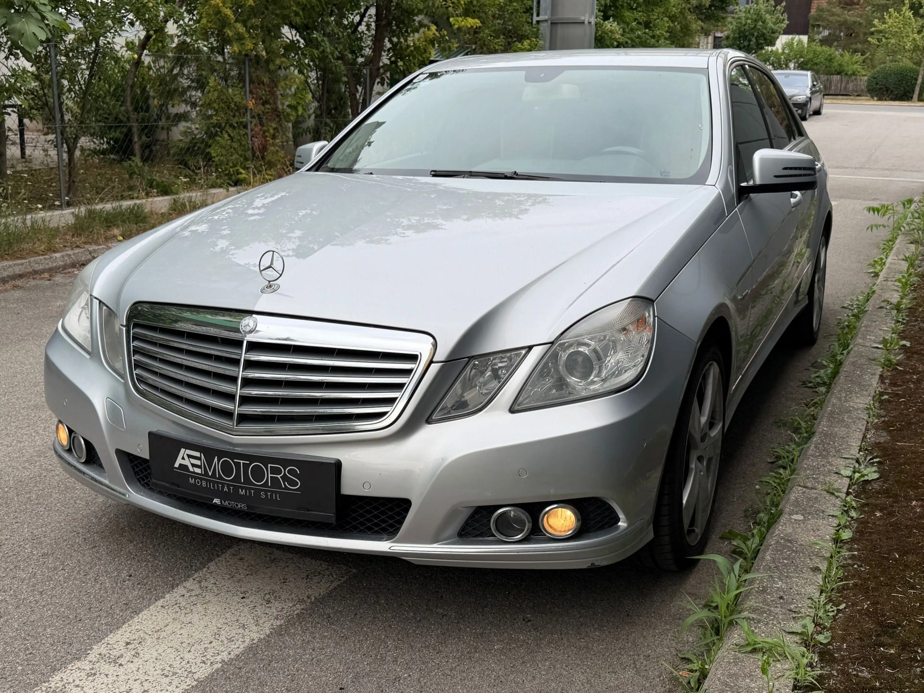 Mercedes-Benz E 250 *Elegance*XEON*TEMPOMAT*KLIMA*KREDIT* — photo 6