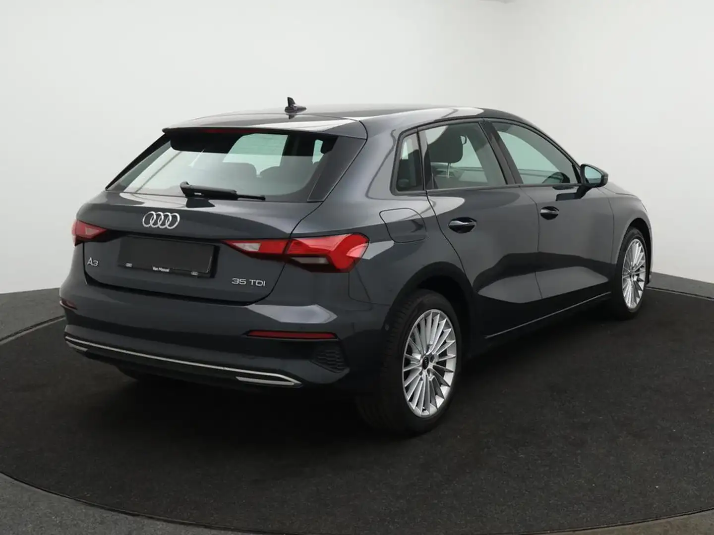 Audi A3 Sportback Audi A3 Sportback advanced 35TDI 150PK * Grijs - 2