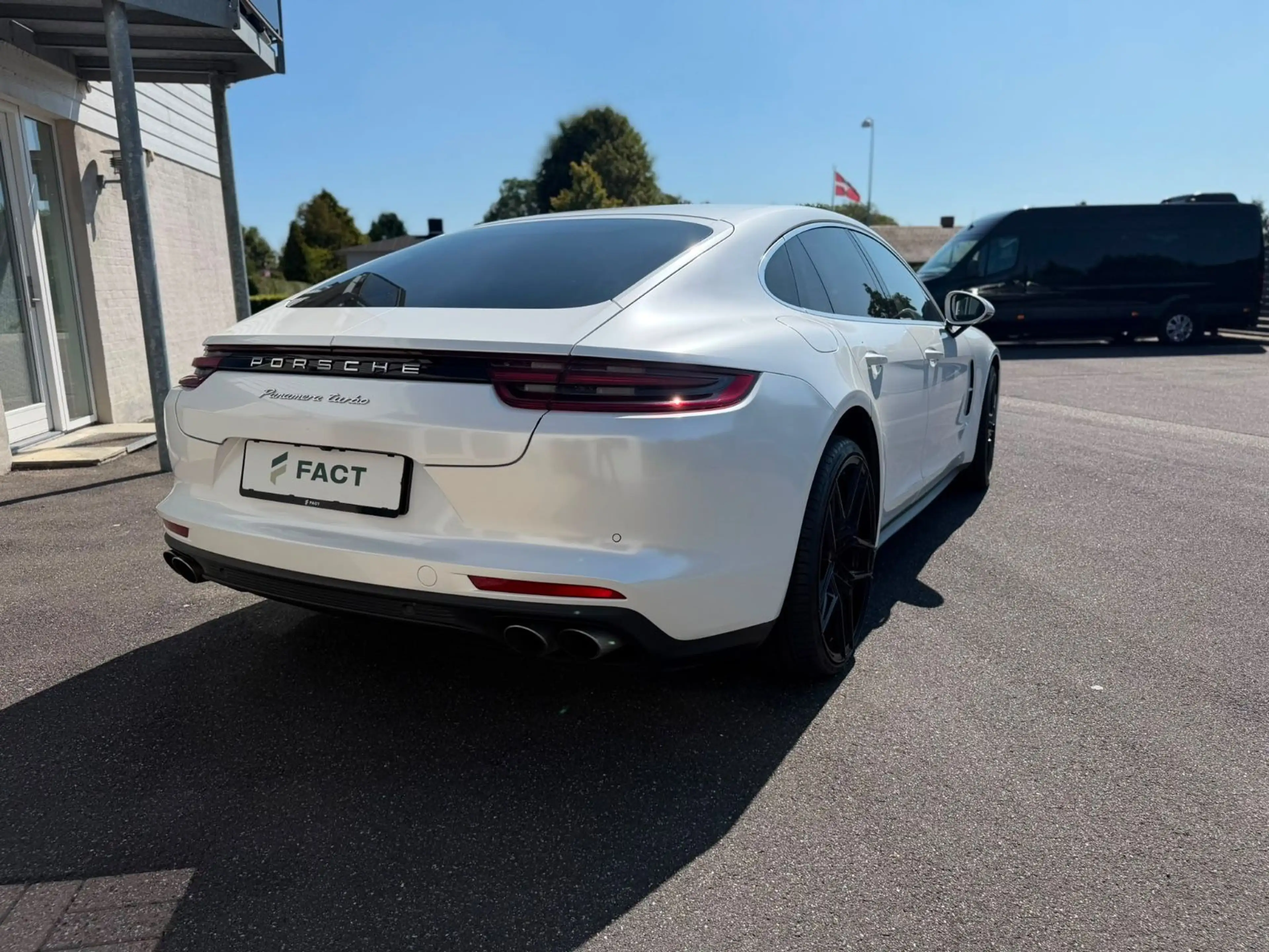Porsche Panamera Turbo Sport Chrono/360/Burmester/Anhängerkup. — photo 6