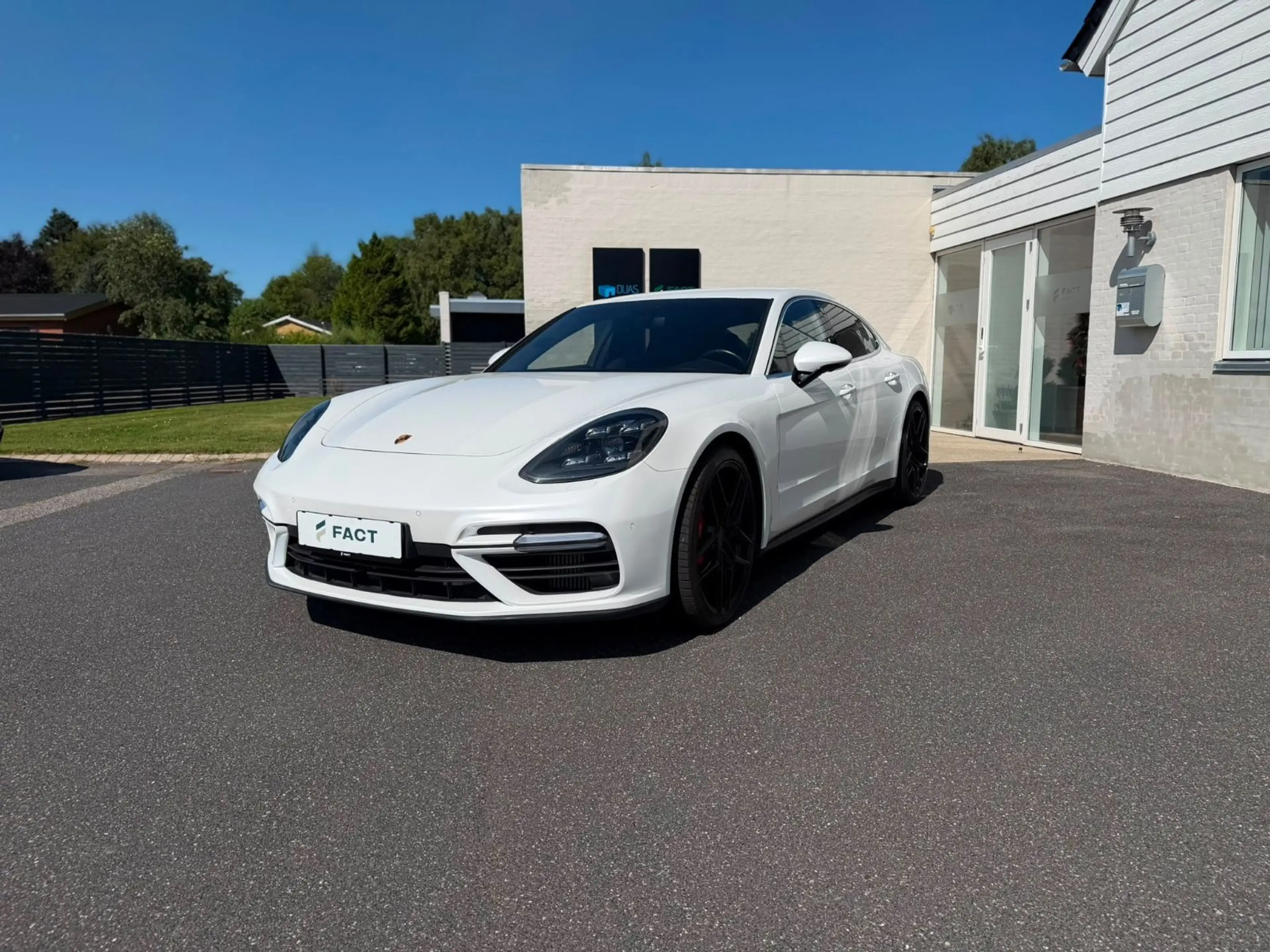 Porsche Panamera Turbo Sport Chrono/360/Burmester/Anhängerkup. — photo 3