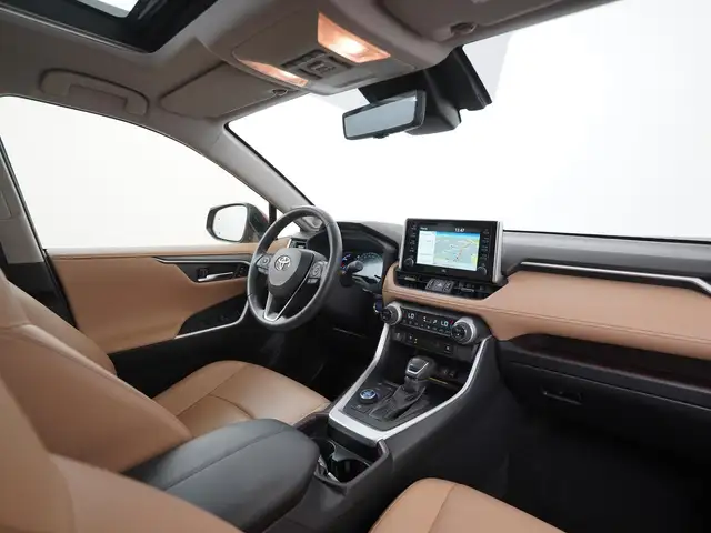 Toyota Rav4 view 2
