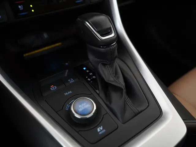 Toyota Rav4 view 10