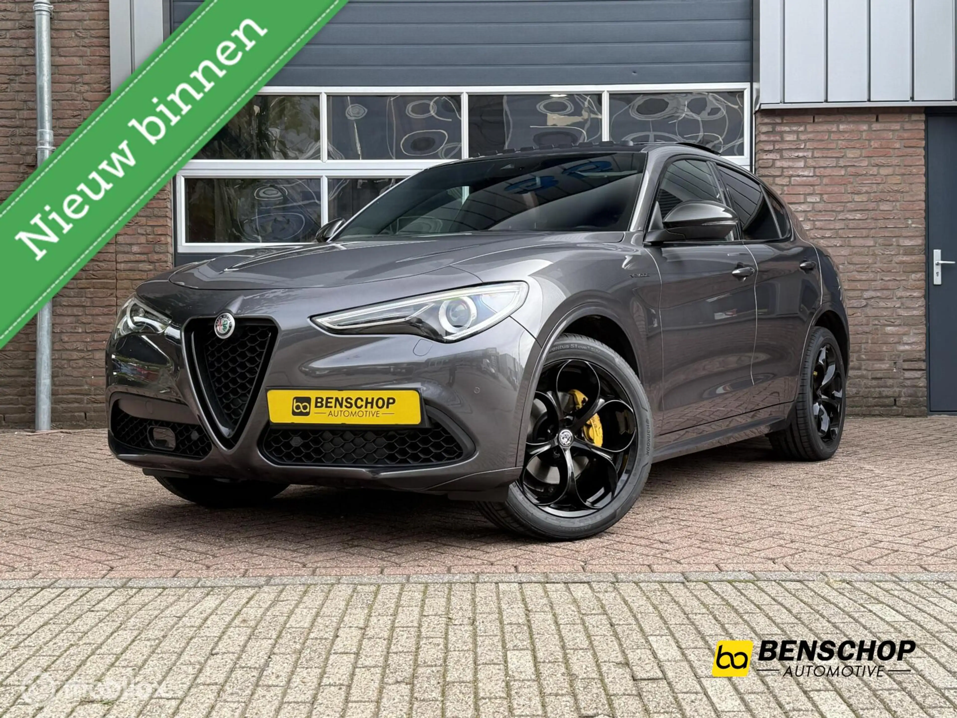Alfa Romeo Stelvio 2.0 T AWD Veloce Panodak Leer Navi Carplay Camera