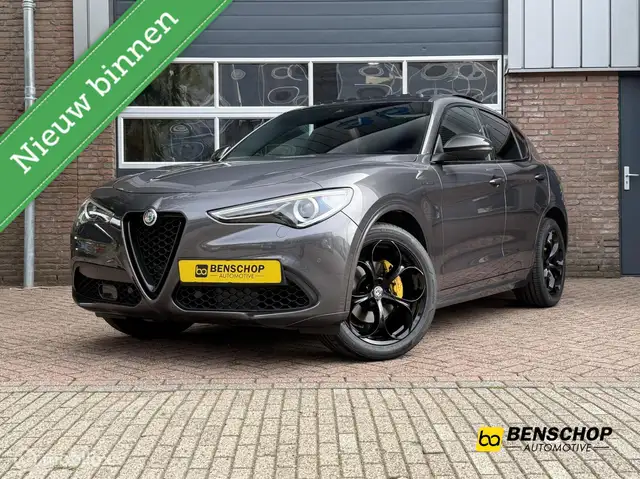 Alfa Romeo Stelvio 2.0 T AWD Veloce Panodak Leer Navi Carplay Camera
