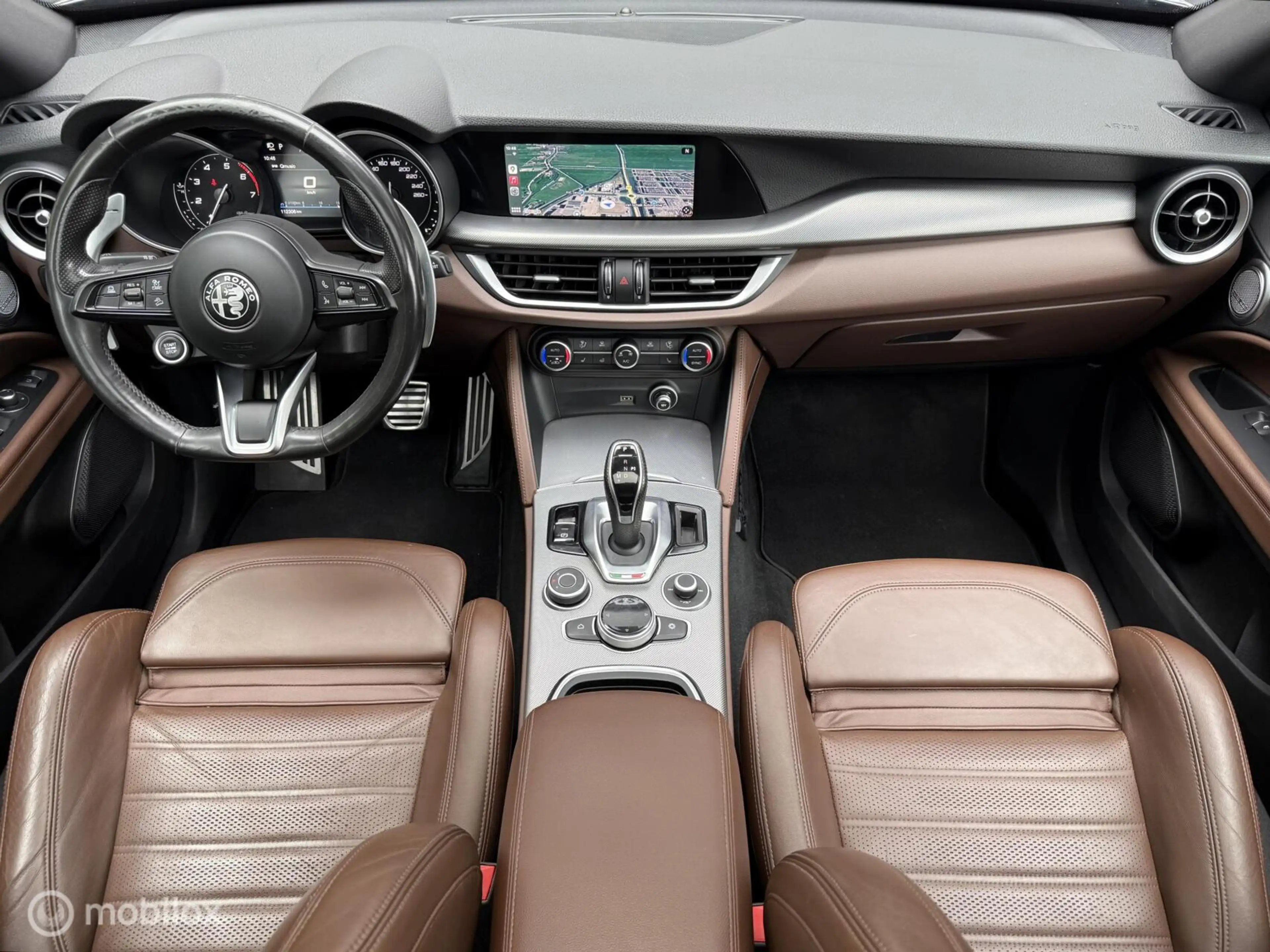 Alfa Romeo Stelvio 2.0 T AWD Veloce Panodak Leer Navi Carplay Camera — photo 4