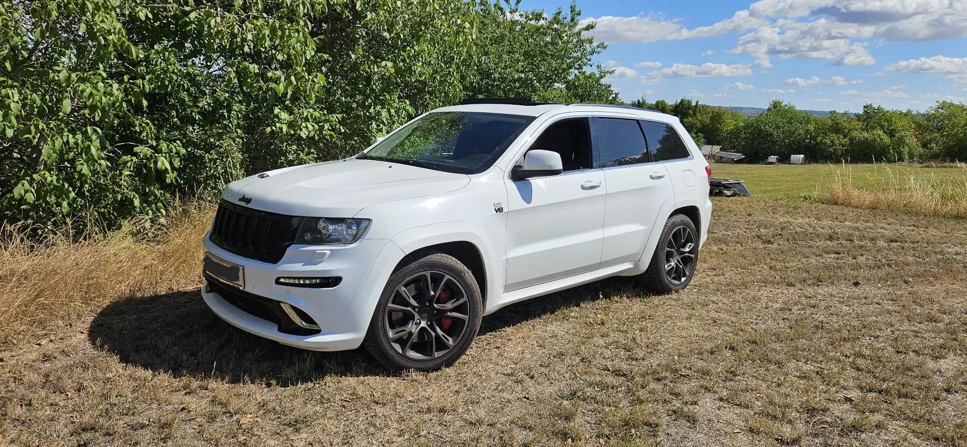 Jeep Grand Cherokee 6,4 V8 SRT8 - 1