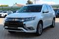 Mitsubishi Outlander 2.4 PHEV Plus 4WD LED Leder AHK Weiß - thumbnail 1