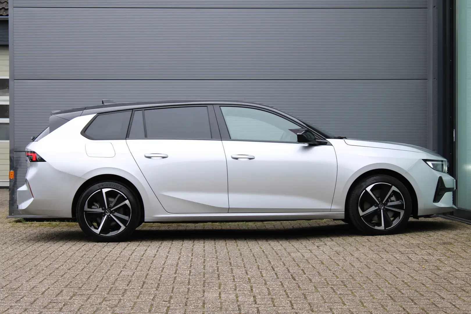 Opel Astra Sports Tourer 1.6 Turbo Plug In Hybrid GS | Trekha Grijs - 2