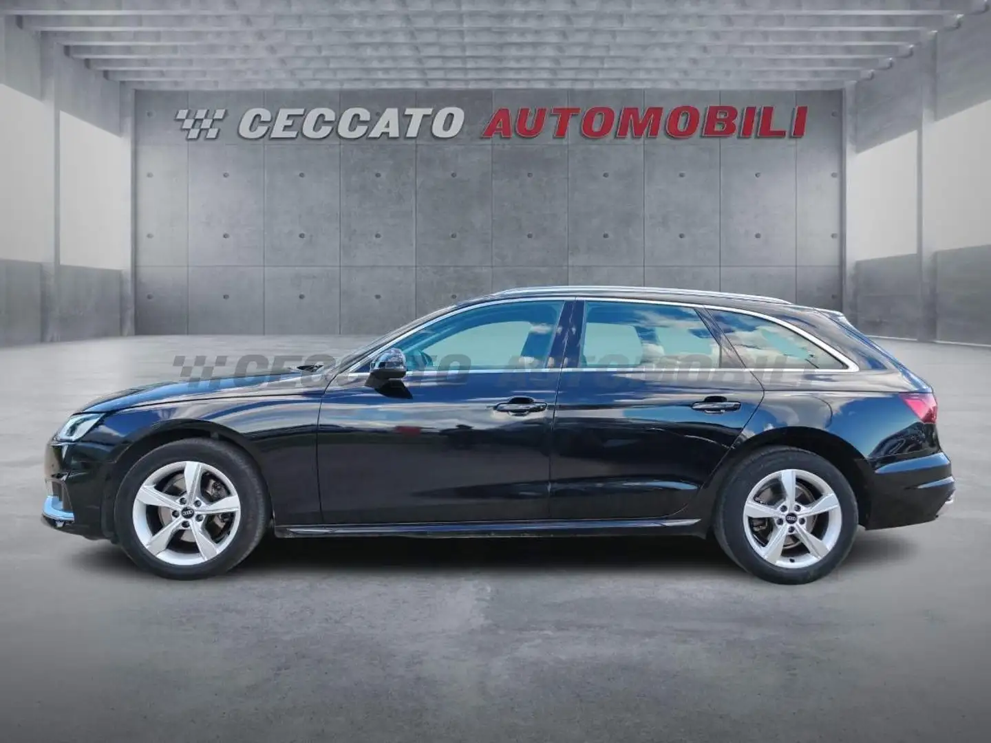 Audi A4 V 2019 Avant Avant 30 2.0 tdi mhev Business Advan Zwart - 2