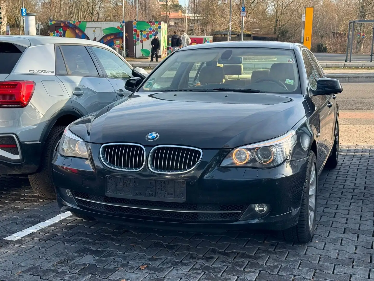 BMW 525 xd xDrive 4x4. NAVI. XENON. SHZ. PDC Schwarz - 2