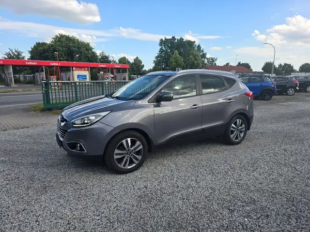 Hyundai iX35 Trend 2WD TÜV NEU