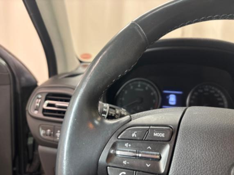 Hyundai i30 1.0 T-GDI i-Motion — photo 15