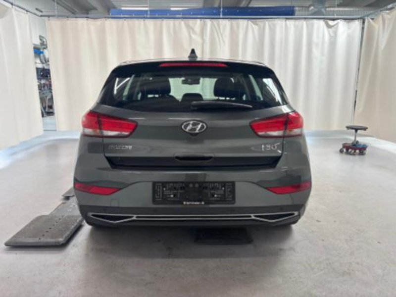 Hyundai i30 1.0 T-GDI i-Motion — photo 9