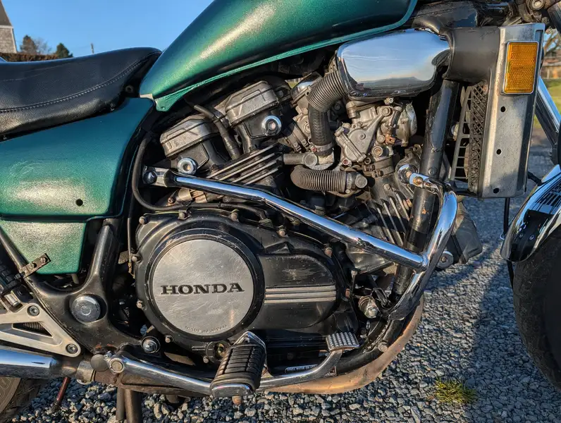 Honda VF 750 - foto 5