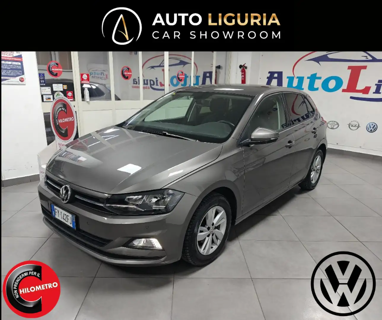 Volkswagen Polo 1.0 TSI 5p. Highline BlueMotion Technology Gris - 1