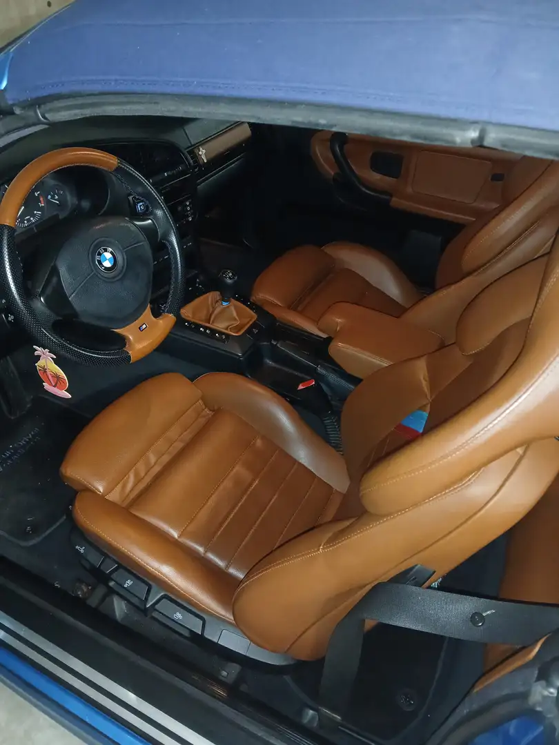 BMW 320 320i Cabrio Exclusiv-Edition Blau - 2