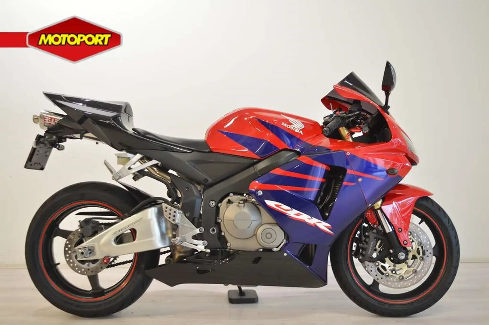 Honda CBR 600 RR Rood - 1