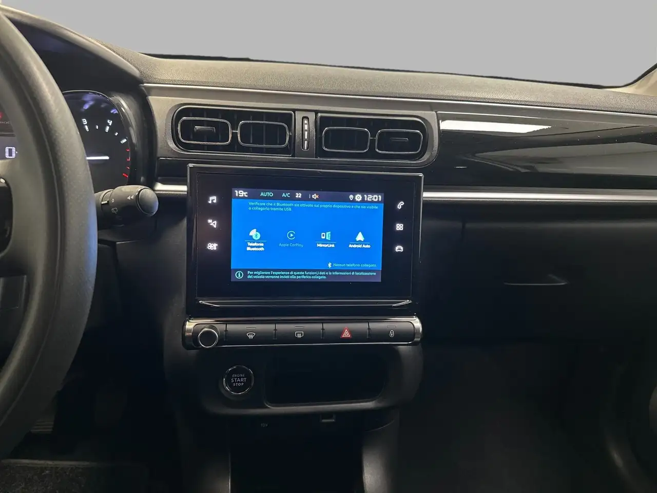 Citroen C3 III 2017 1.2 puretech Shine s&s 83cv 12