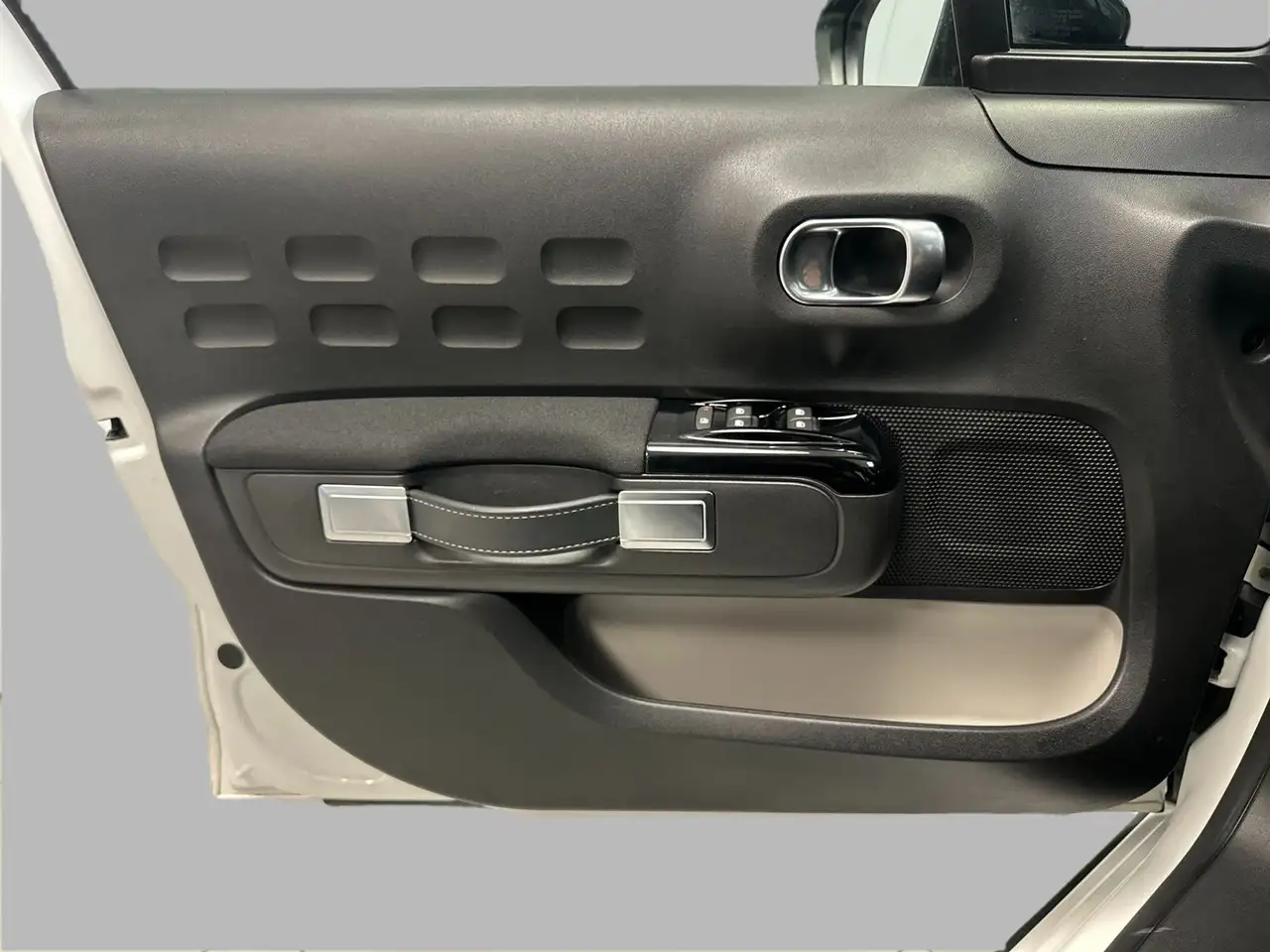 Citroen C3 III 2017 1.2 puretech Shine s&s 83cv 15