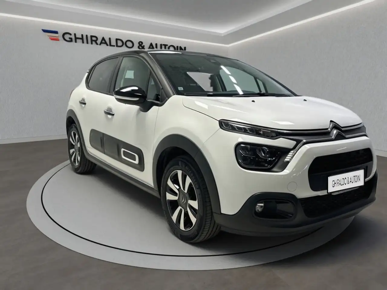 Citroen C3 III 2017 1.2 puretech Shine s&s 83cv 3