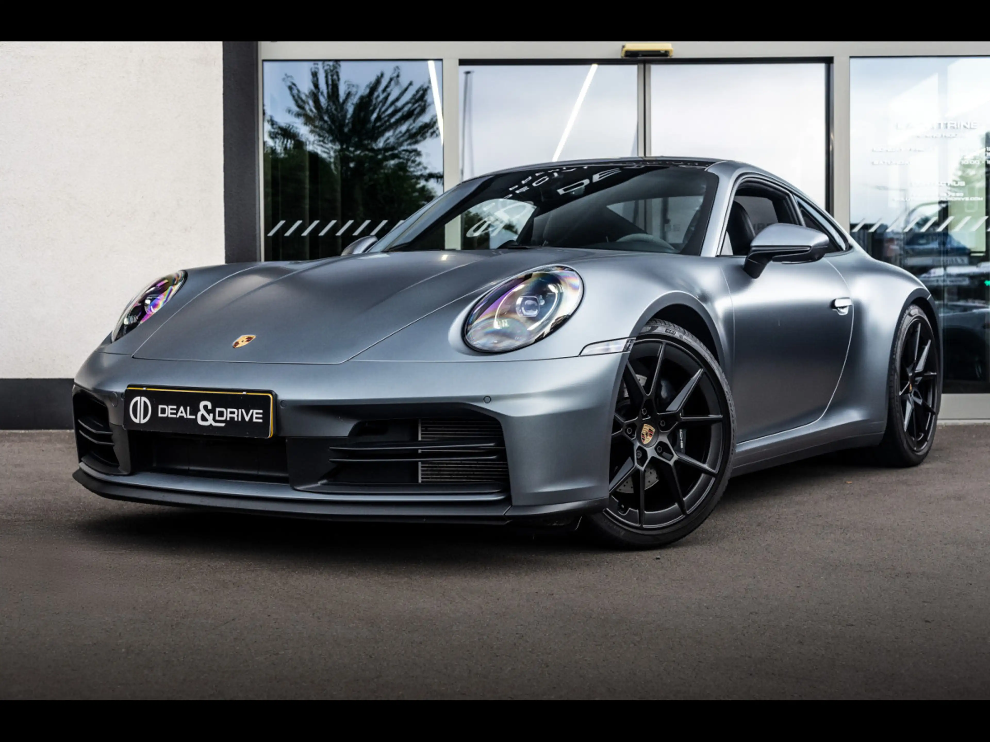 Porsche 911 (992.2) CARRERA T MANUAL°VANADIUM GREY°SATIN PPF