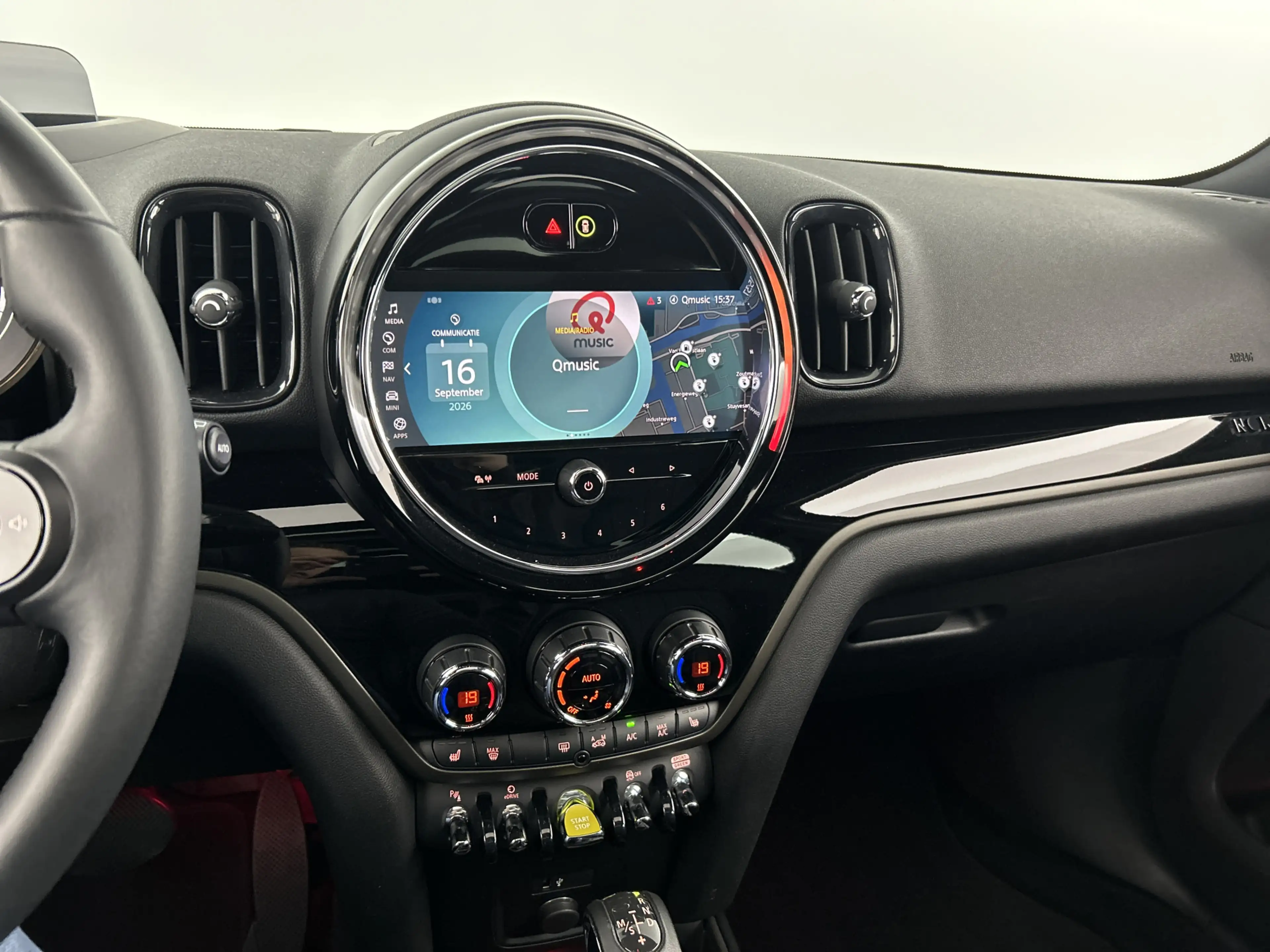 MINI Cooper SE Countryman 1.5 ALL4 Black ED/head up/Panopdak/Stoelv/Carplay — photo 21