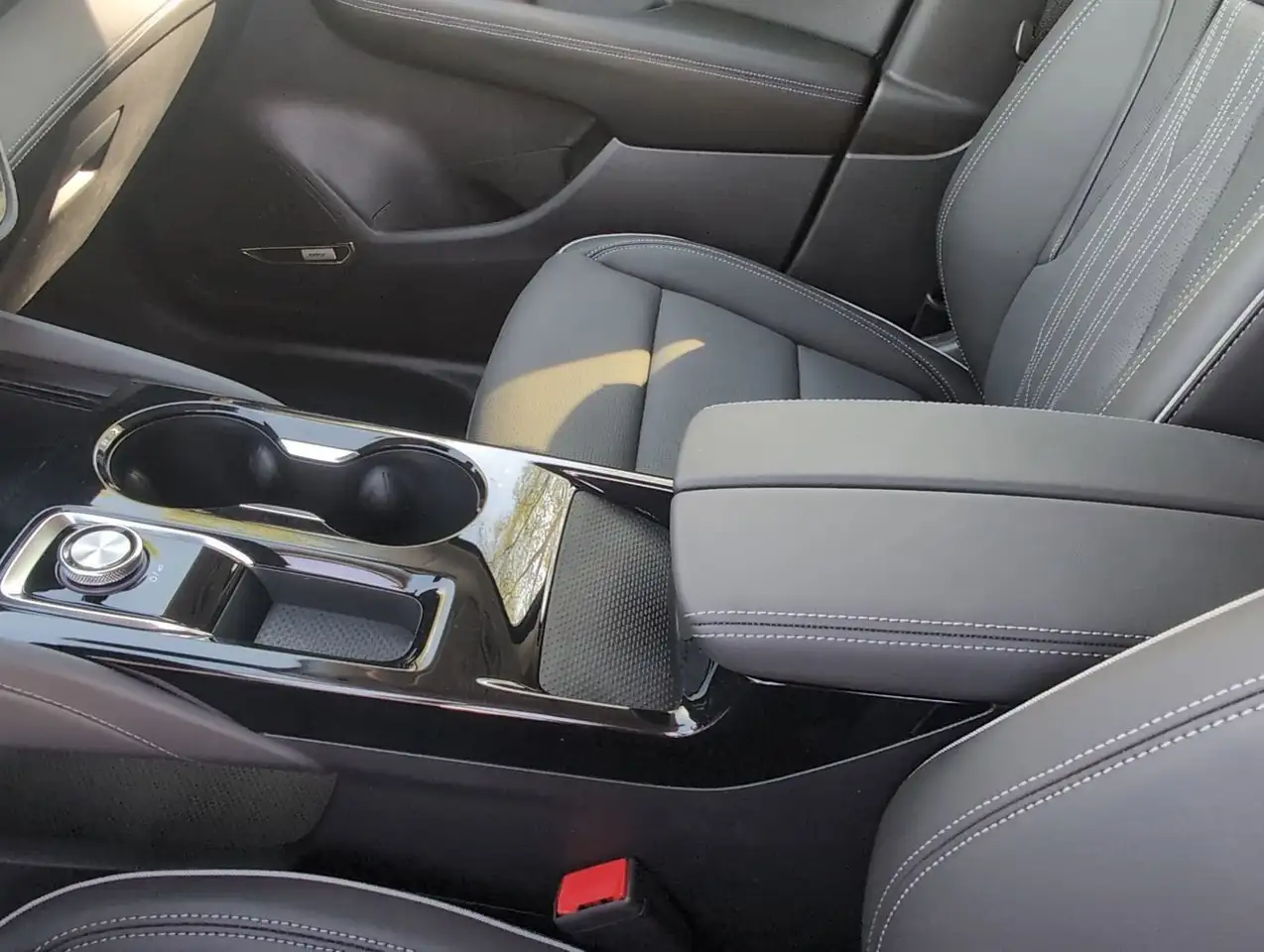 Buick Envision снимка Buick Envision