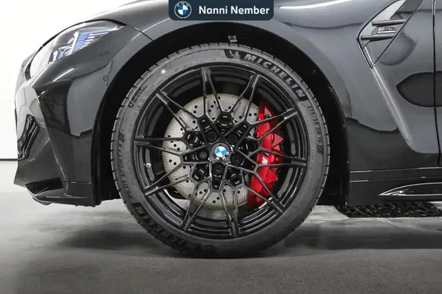 BMW M3 view 7