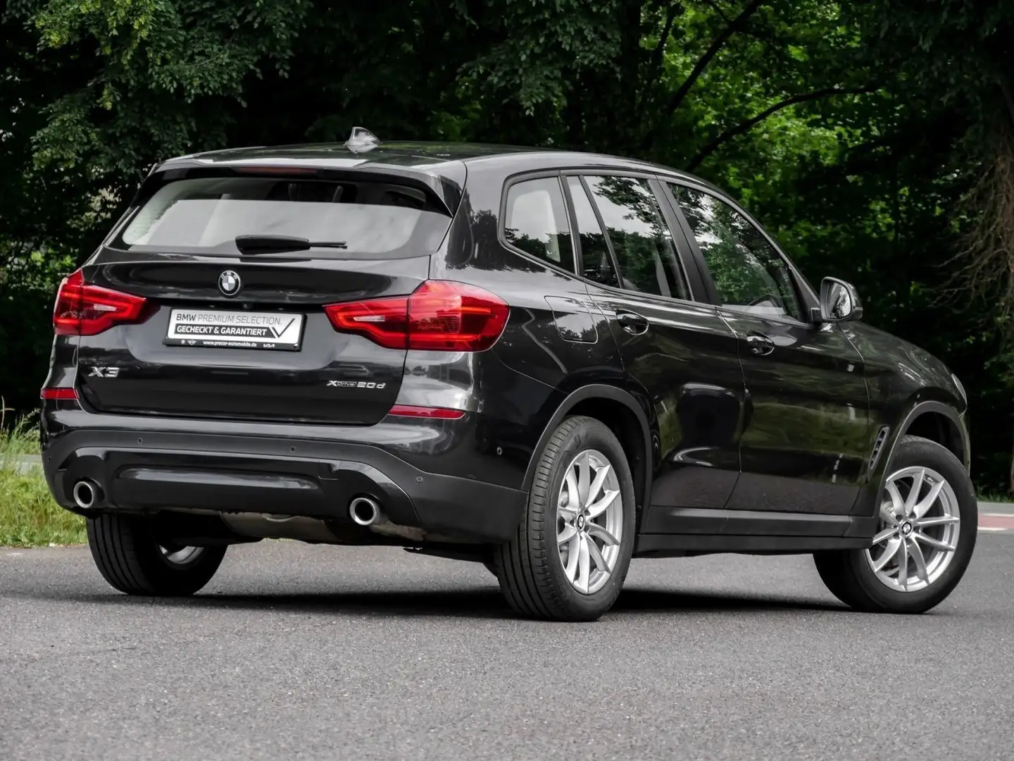BMW X3 xDrive20d ADVANTAGE+HuD+AHK+DA+PA+HiFi Grijs - 2
