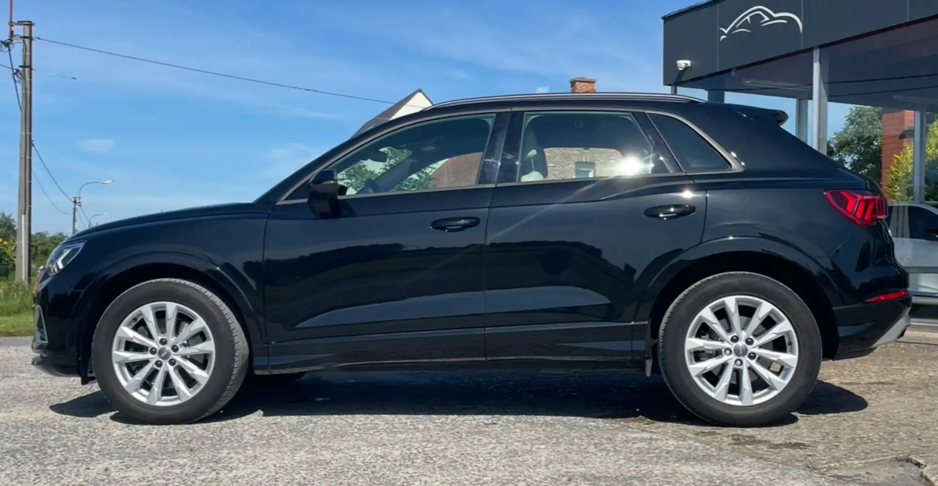 Audi Q3 40 TFSI quattro S tronic advanced Noir - 2
