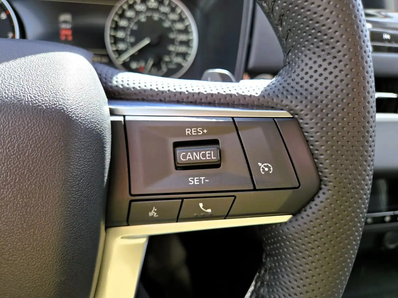 Mitsubishi Outlander снимка Mitsubishi Outlander