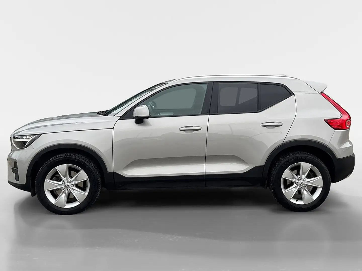 Volvo XC40 B3 Core Aut. Silber - 2