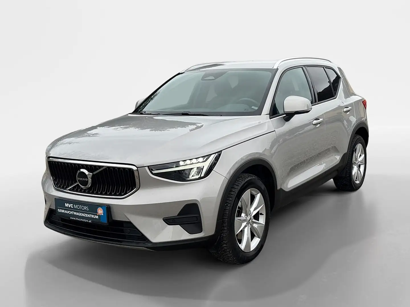 Volvo XC40 B3 Core Aut. Silber - 1