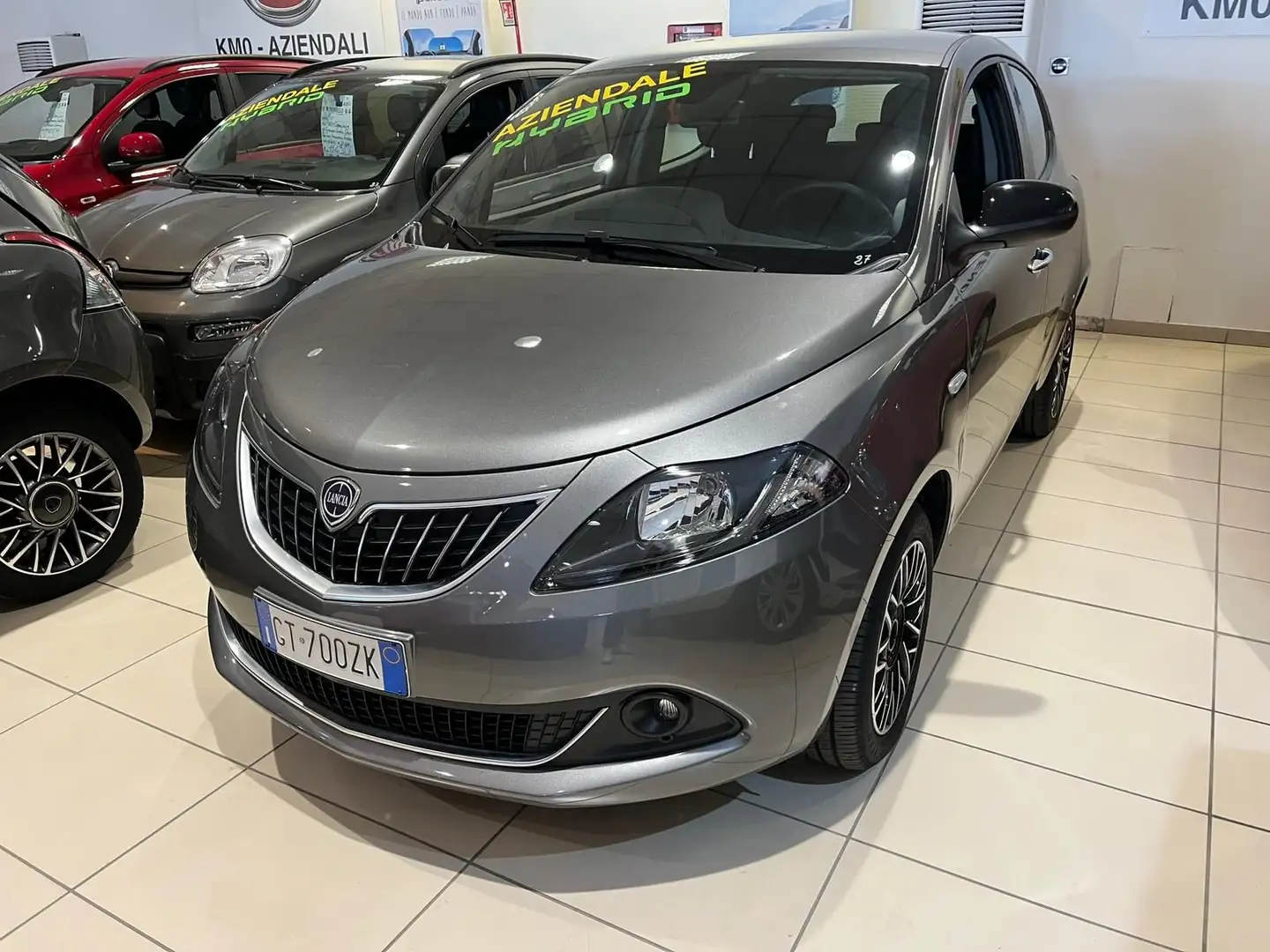 Lancia Ypsilon Ypsilon 1.0 FireFly 5 porte S&S Hybrid Platino Grigio - 1