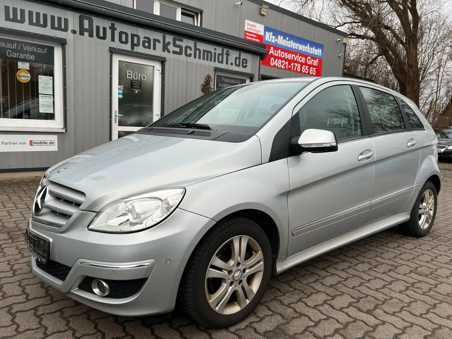 Mercedes-Benz B 180 CDI AUTOM°TEMPOM°SZHG°PDC°KLIMA°ALU°M+S! Silber - 1