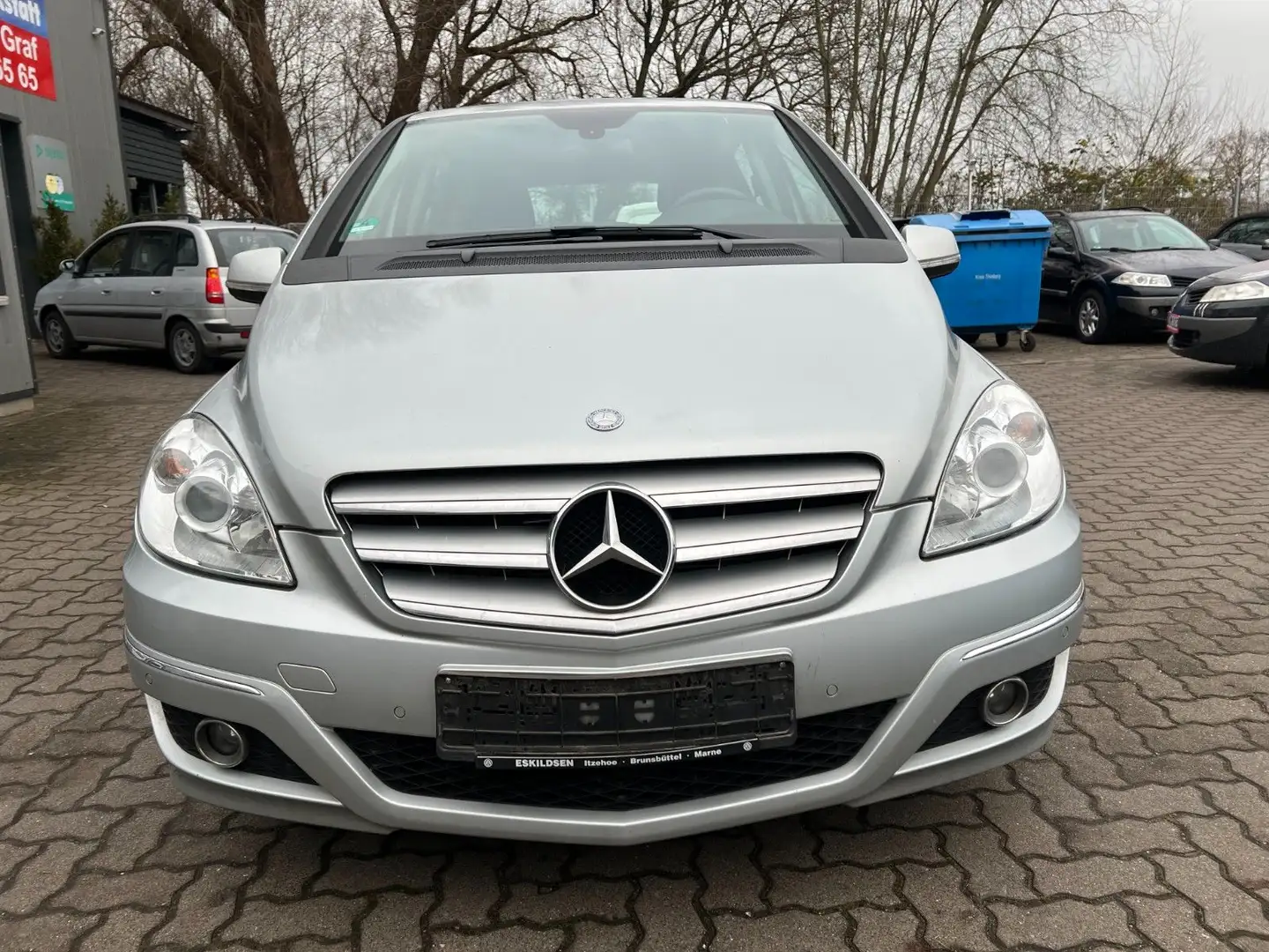 Mercedes-Benz B 180 CDI AUTOM°TEMPOM°SZHG°PDC°KLIMA°ALU°M+S! Silber - 2